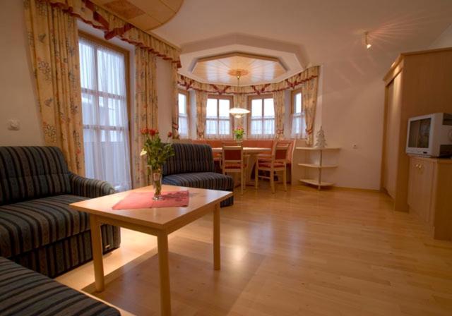 Ferienhaus Grubhof ザールバッハ・ヒンターグレム 部屋 写真